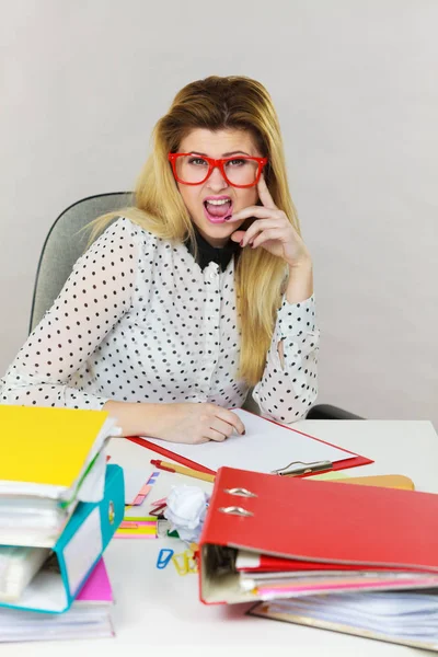 Coquet Attraente Donna Affari Bionda Flirtare Lavoro Amore Romanticismo Lavoro — Foto Stock