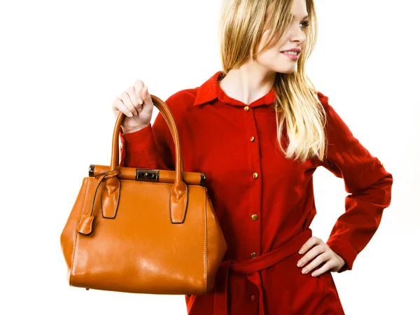 Modieuze Mooie Jonge Vrouw Dragen Elegante Casual Rood Shirt Het — Stockfoto