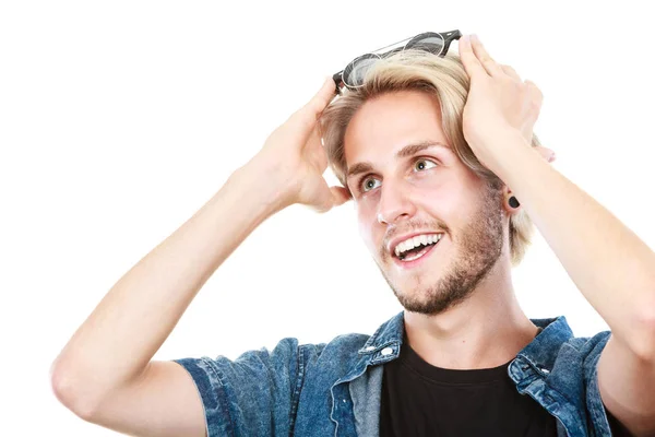 Männermode Modellierungskonzept Glücklicher Hipster Mann Mit Exzentrischer Brille Auf Dem — Stockfoto