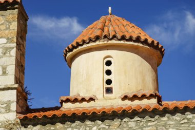 Vathia 'nın eski kenti Mani Moreloponnese Yunanistan' daki mimari taş kilisesinin ayrıntıları. Mimari tema.
