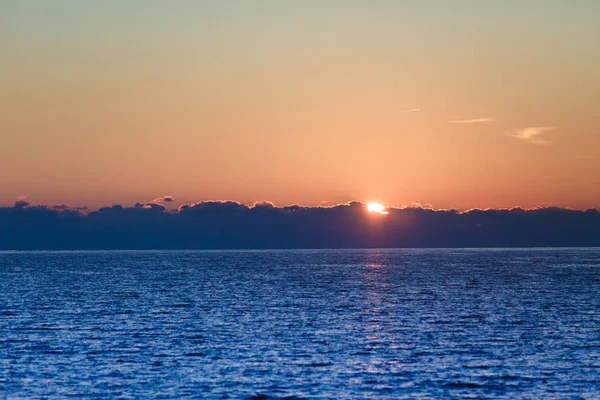 Amanecer Atardecer Sobre Superficie Del Mar Grecia — Foto de Stock