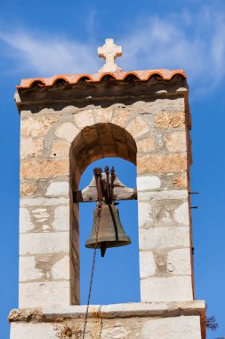Mimari taş geleneksel çan kulesine çan kulesine Vathia eski şehir, Mani Mora Yunanistan detayını. Mimari Tema.