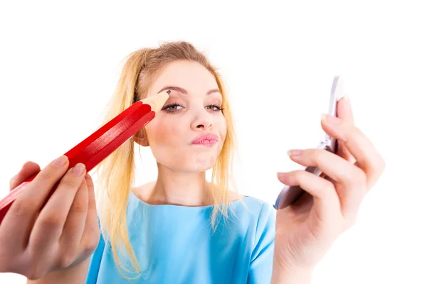 Funny Silly Woman Trying Paint Her Eyebrows Using Big Huge — Stock Photo, Image