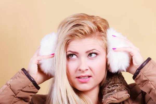 Accesorios Ropa Para Días Fríos Concepto Moda Mujer Rubia Invierno — Foto de Stock