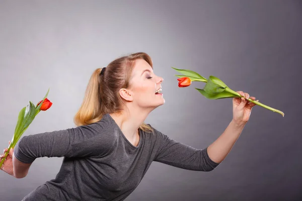 Loisirs Décontractés Beauté Nature Flore Concept Belle Dame Dansant Avec — Photo