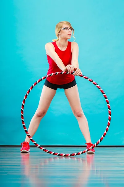 Fitness Spor Eğitim Sağlıklı Yaşam Tarzı Tam Uzunlukta Hula Hoop — Stok fotoğraf