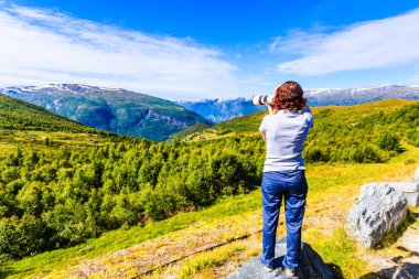 Norveç doğa turizm alarak fotoğraf