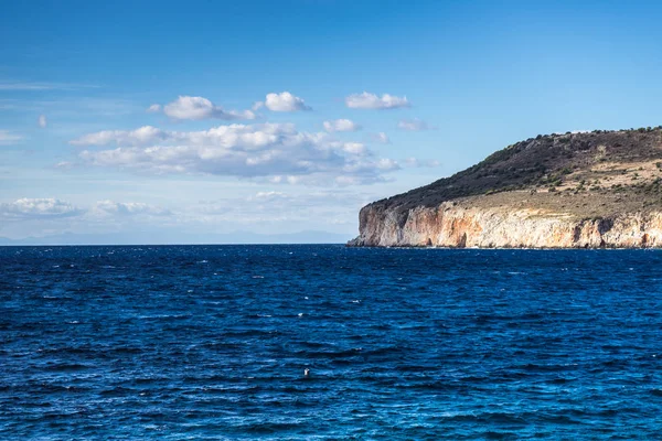 Deniz manzarası. Pirgos Dirou bay, Yunanistan — Stok fotoğraf