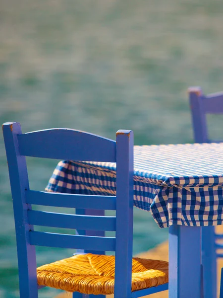 Open Café Outdoor-Restaurant in Griechenland an der Küste — Stockfoto