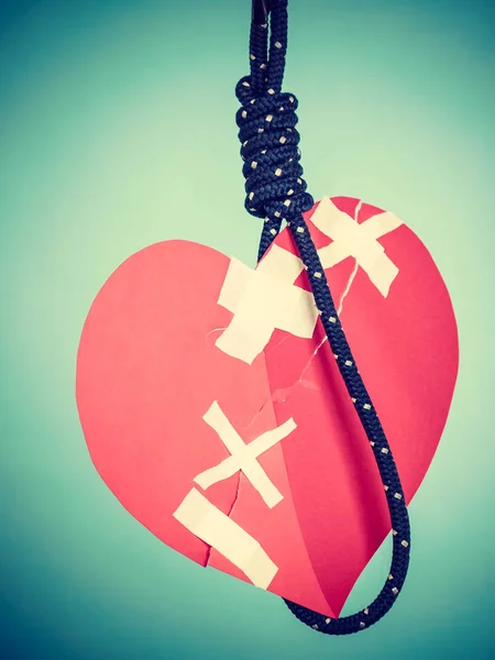 Hjärtat på självmord rep — Stockfoto