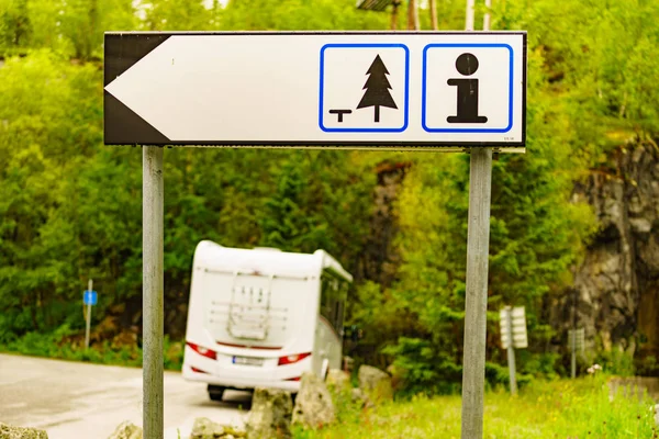 Rest area and tourist information sign — Stock Photo, Image