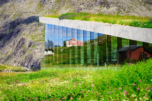 Trollstigen area Visitor Centre — Stock Photo, Image