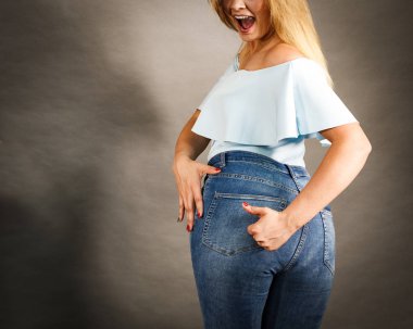 Büyük kalçalı kadın