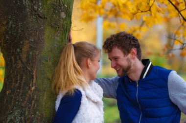 Aşık çift romantik Tarih tadını çıkarın.