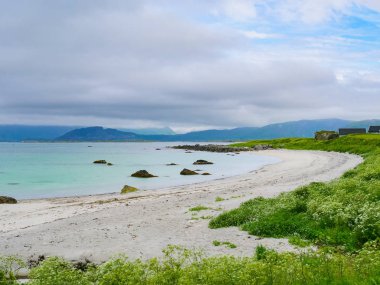 Deniz manzarası kum plaj Lofoten Norveç ile