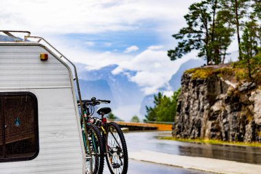 Camper araba Bisiklet onroadside ile