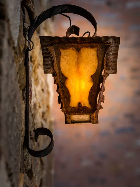 Lámpara de calle antigua — Foto de Stock