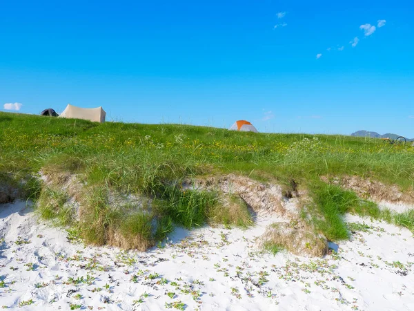 Krajina s stan na pláž, Norsko Lofoty — Stock fotografie