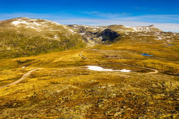 산 풍경입니다. 노르웨이 관광 루트 Aurlandsfjellet — 스톡 사진