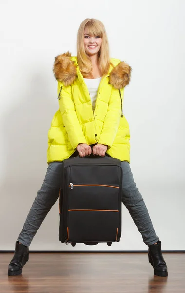 Happy Young Woman Warm Jacket Carrying Heavy Suitcase Gorgeous Blonde — Stock Photo, Image