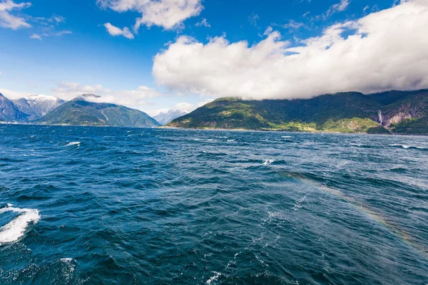 Berg Landskap Och Fjord Rutt Vangsnes Dragsvik Norge Skandinavien Europa — Stockfoto