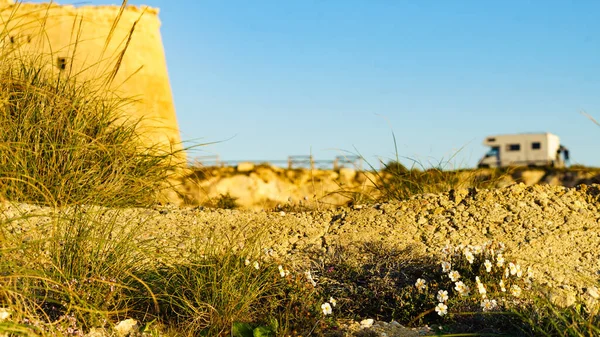 Caravan Mesa Roldan Tower Visiting Cabo Gata Nijar Natural Park — Stock Photo, Image