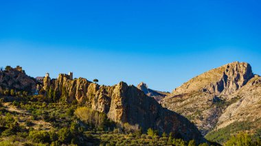İspanyol dağları kayalık arazi, Alicante bölgesi, Costa Blanca bayramı