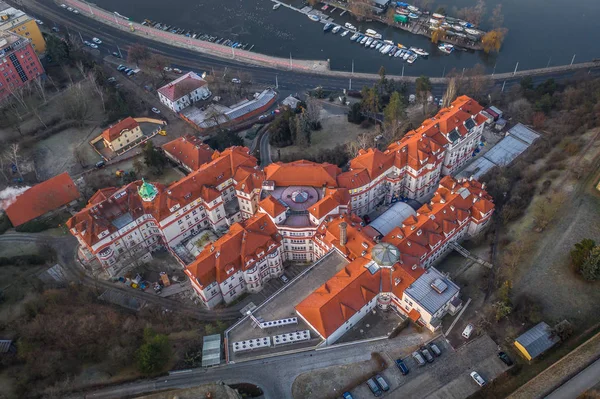Podoli Prag Şehir Merkezinin Güneyinde Sağda Doğu Nehir Kıyısında Yer — Stok fotoğraf