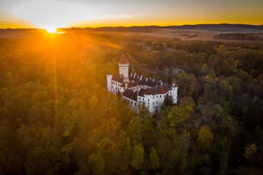 Konopiste is a four-winged, three-storey chateau located in the Czech Republic. It has become famous as the last residence of Archduke Franz Ferdinand of Austria, heir to the Austro-Hungarian throne. clipart