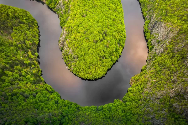 Vltava Nehri 430 Uzunluğundadır 090 Km² Büyüklüğünde Bohemya Nın Yarısından — Stok fotoğraf