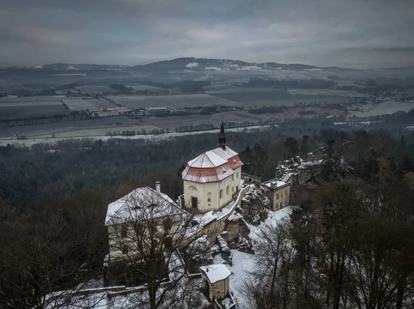 Castillo Valdstejn Una Antigua Fortaleza Gótica Cerca Turnov República Checa —  Fotos de Stock