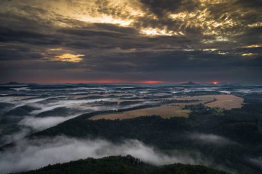 Merkez Bohemya Bölgesi, Çek Cumhuriyeti 'nin tarihi Bohemya bölgesinde bulunan bir yönetim birimidir. Yönetim merkezi Çek başkenti Prag 'dadır..