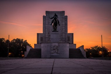Vitkov 'daki Ulusal Anıt, 1929-1938 yılları arasında Çekoslovak lejyonerleri onuruna inşa edilmiş işlevsel bir anıttır. Ziyaretçiler Çekoslovakya Kavşağı 'nın iki daimi sergisini görebiliyorlar.