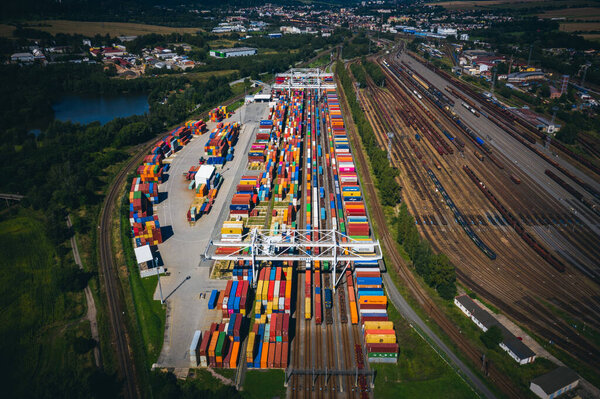 Ceska Trebova is the 3rd largest container transport terminal in the Czech Republic. It allows the handling of up to 6000 containers on an area of 13.8 ha.