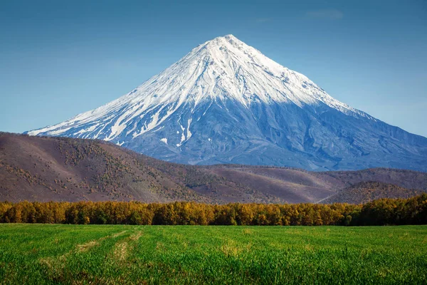 Vulcão Koryaksky Outono Kamchatka — Fotografia de Stock