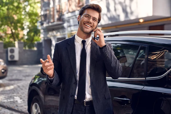 Confident Business Expert Full Length Handsome Young Businessman Talking Phone — Stock Photo, Image