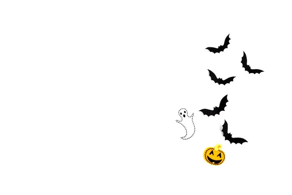 Halloween Attrappe Konzept Fliegende Schwarze Papierfledermäuse Kürbisse Und Geister Auf — Stockfoto