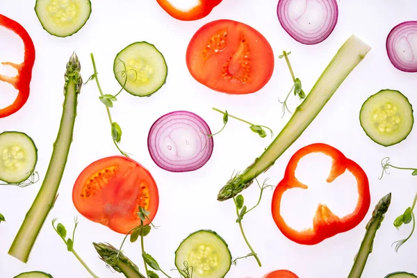 Pola Tata Letak Kreatif Terbuat Dari Potongan Tomat Bawang Mentimun — Stok Foto