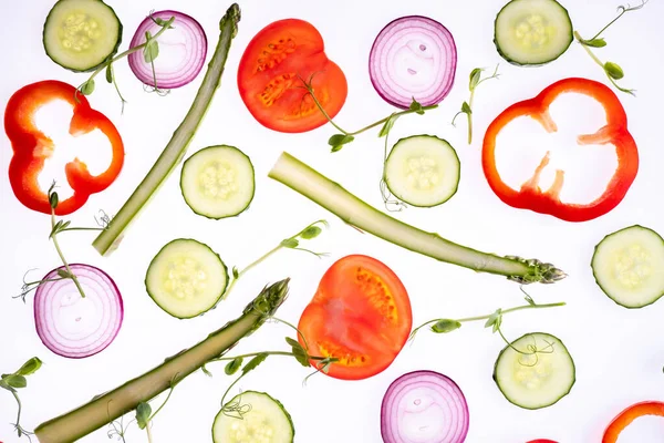 Pola Tata Letak Kreatif Terbuat Dari Potongan Tomat Bawang Mentimun — Stok Foto