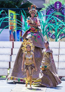 Iloilo, Filipinler - 28 Ocak: Dinagyang Festivali 28 Ocak 2018 üzerinde Iloilo Filipinler katılımcılar. Santo Nino onur dini ve kültürel festival Dinagyang olduğunu