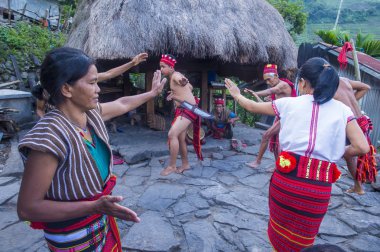 Banaue, Filipinler - Mayıs 02: Banaue 02 Mayıs 2018 Filipinler azınlıkta Ifugao insanlardan. Kuzey Filipinler dağların çoğunlukla canlı Ifugao azınlık