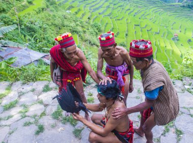 Banaue, Filipinler - Mayıs 02: Banaue 02 Mayıs 2018 Filipinler azınlıkta Ifugao insanlardan. Kuzey Filipinler dağların çoğunlukla canlı Ifugao azınlık