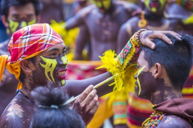 Manila, Filipinler - 27 Nisan: Aliwan fiesta üzerinde 27 Nisan 2018 Manila Filipinler katılımcılar. Aliwan Fiesta farklı kültürel festivaller Filipinler toplar yıllık bir olaydır