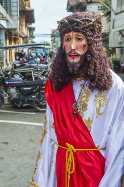 Boac, Filipinler - 30 Mart: Katılımcı Boac Marinduque adası Filipinler Moriones Festivali. Anualy kutsal hafta düzenlenen Moriones Festivali 