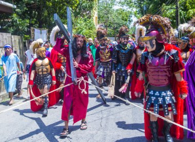Boac, Filipinler - 30 Mart: Katılımcılar Boac Marinduque Moriones Festivali Türkiye ada. Anualy kutsal hafta düzenlenen Moriones Festivali 