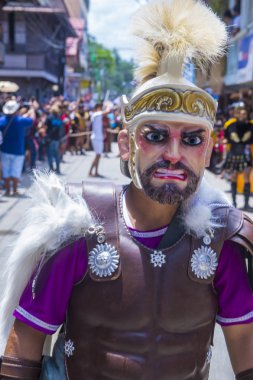Boac, Filipinler - 30 Mart: Katılımcı Boac Marinduque adası Filipinler Moriones Festivali. Anualy kutsal hafta düzenlenen Moriones Festivali 