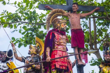 Boac, Filipinler - 30 Mart: Katılımcılar Boac Marinduque Moriones Festivali Türkiye ada. Anualy kutsal hafta düzenlenen Moriones Festivali 