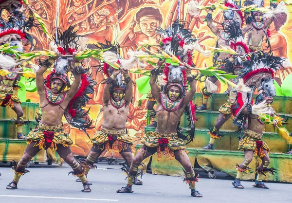 Iloilo, Filipinler - 28 Ocak: Dinagyang Festivali 28 Ocak 2018 üzerinde Iloilo Filipinler katılımcılar. Santo Nino onur dini ve kültürel festival Dinagyang olduğunu