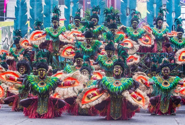 Iloilo, Filipinler - 28 Ocak: Dinagyang Festivali 28 Ocak 2018 üzerinde Iloilo Filipinler katılımcılar. Santo Nino onur dini ve kültürel festival Dinagyang olduğunu