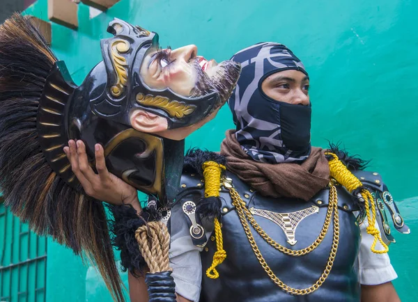 Boac, Filipinler - 30 Mart: Katılımcı Boac Marinduque adası Filipinler Moriones Festivali. Anualy kutsal hafta düzenlenen Moriones Festivali 